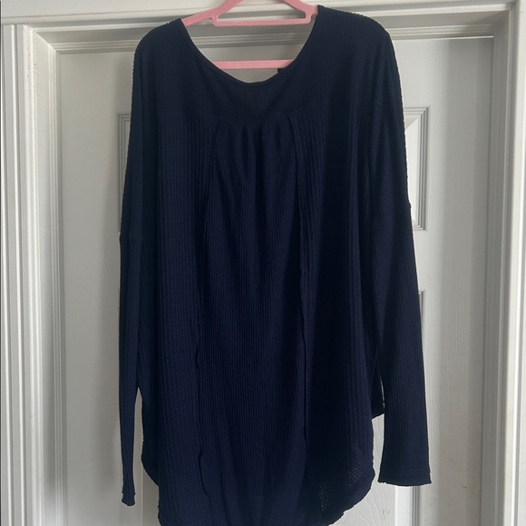 Free People Deep Blue oversized waffle top - Picture 12 of 16